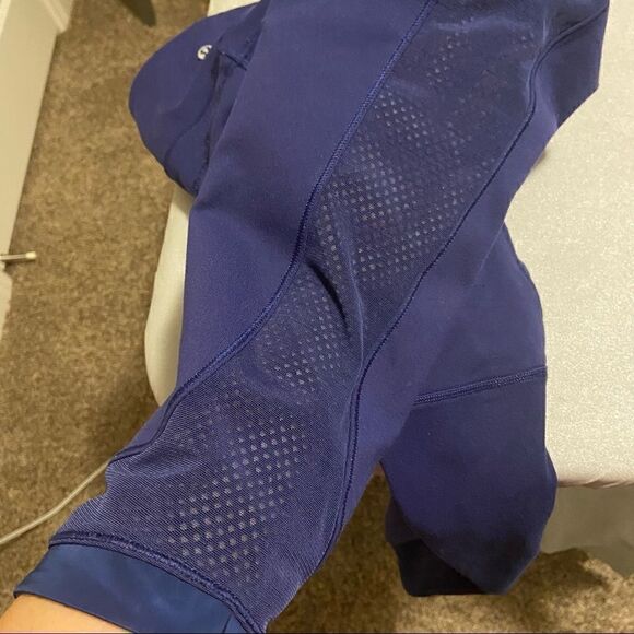 Lululemon Fit Physique Crop Pants - Picture 8 of 10